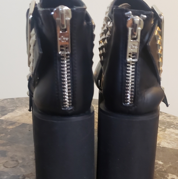 Dolls Kill Platform Sandals - Picture 4 of 7